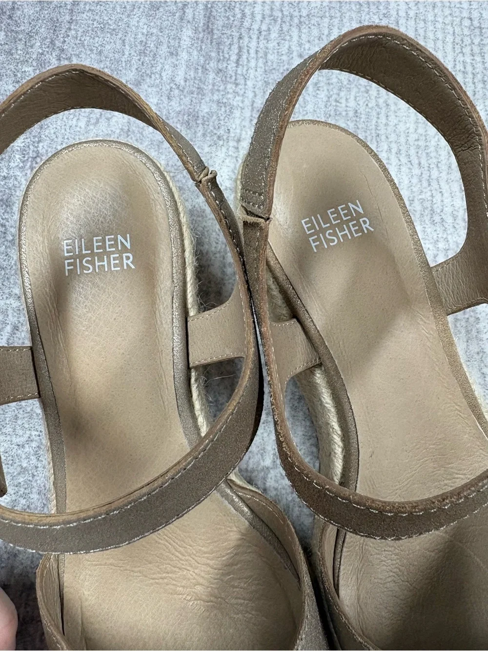 Eileen Fisher Nessa Espadrille Wedge Sandals Womens Sz 8 Metallic Platinum
